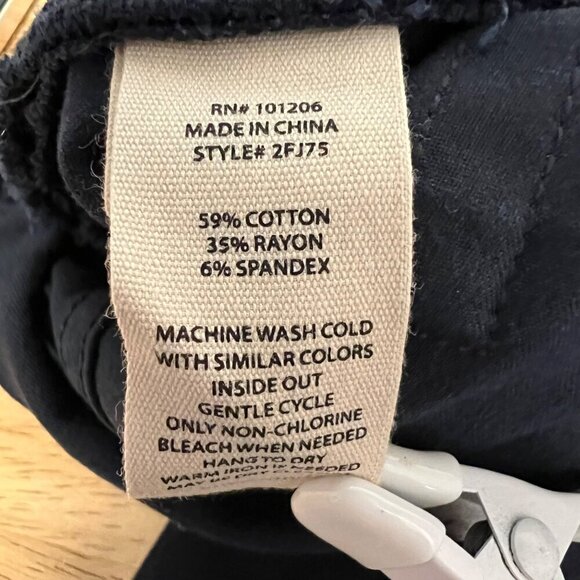 Soft Surroundings Pull On Slim Dress Pants Navy Womens Size Small Pockets - Picture 9 of 9